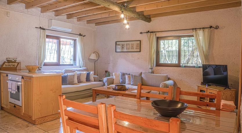 Photo of Cobbled & Cozy