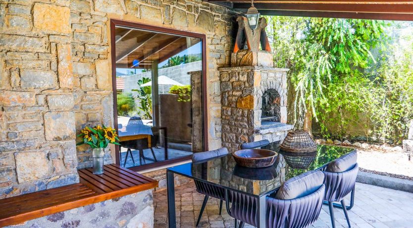 Photo of Cobbled & Cozy