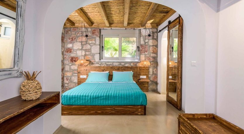 Photo of Like the Sea Loves the Shore