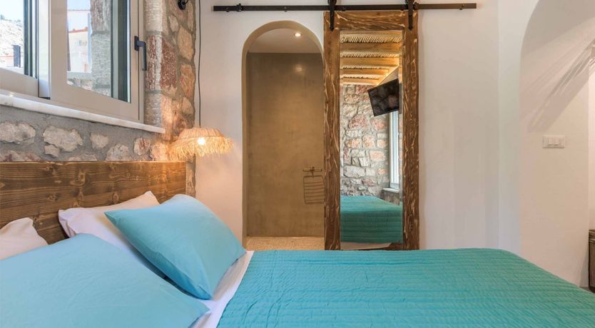 Photo of Like the Sea Loves the Shore