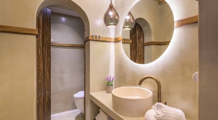 Photo of Like the Sea Loves the Shore