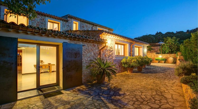 Photo of The Sunflower Field