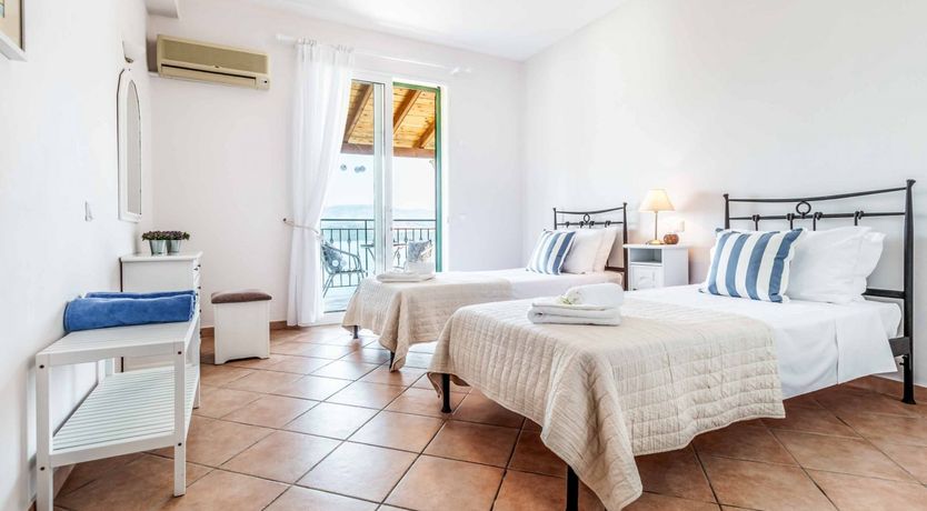 Photo of Crystal Serenity