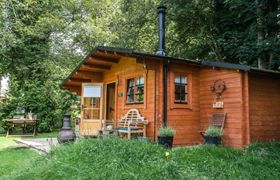 Romantic Forest Holiday Cottage