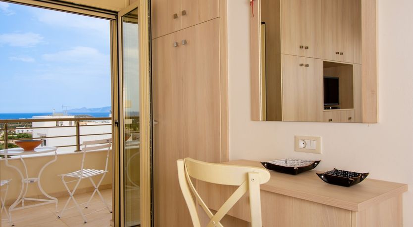 Photo of Saffron & Sea Salt