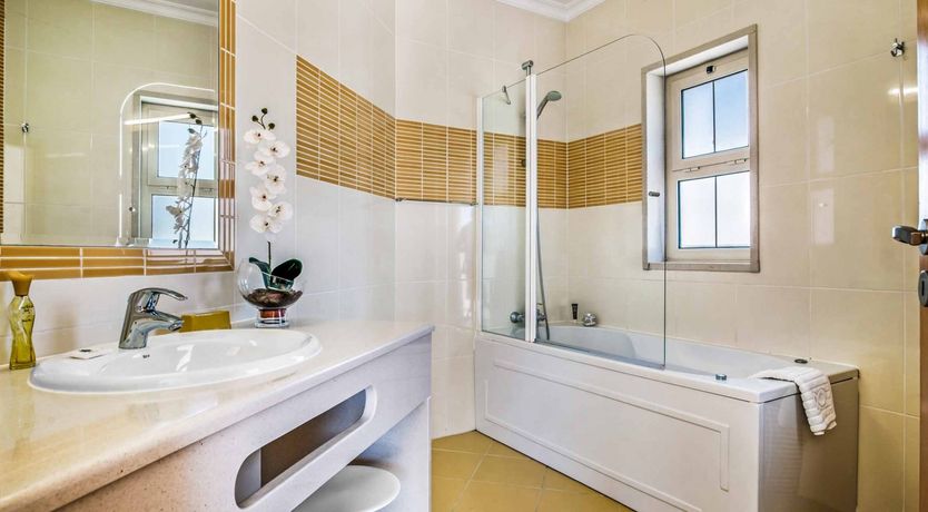 Photo of Sunshine Yellows