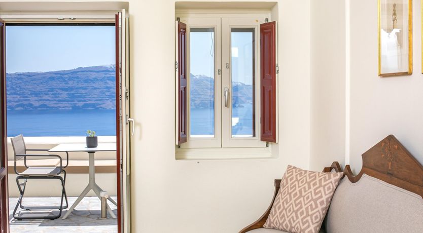 Photo of The Beautiful Blue