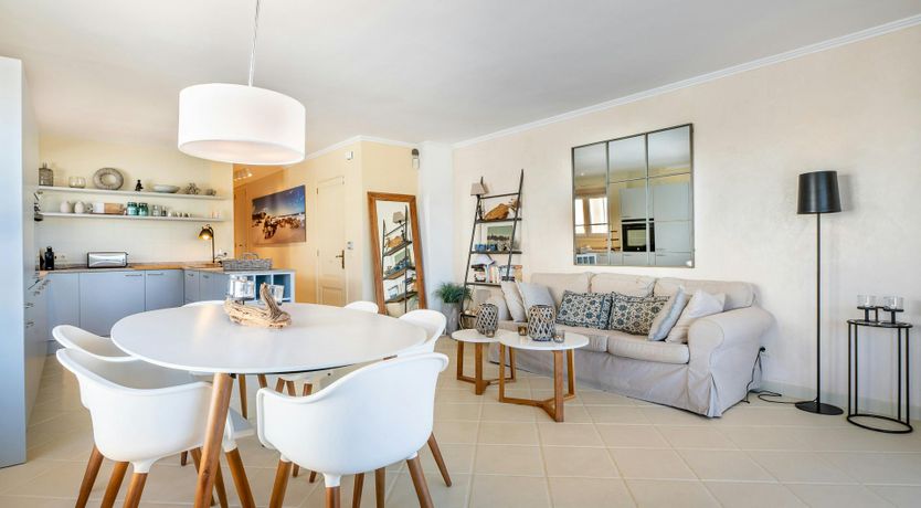 Photo of Mosaic & Moss