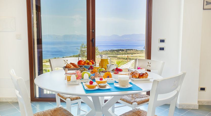 Photo of Seaside Seclusion