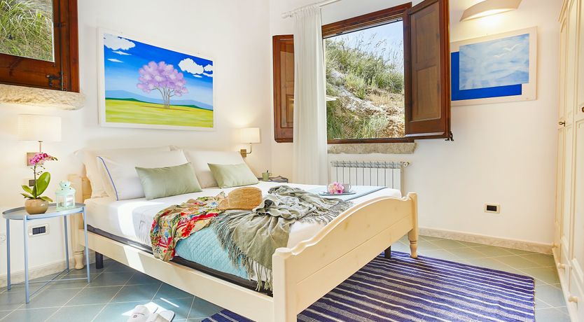 Photo of Seaside Seclusion