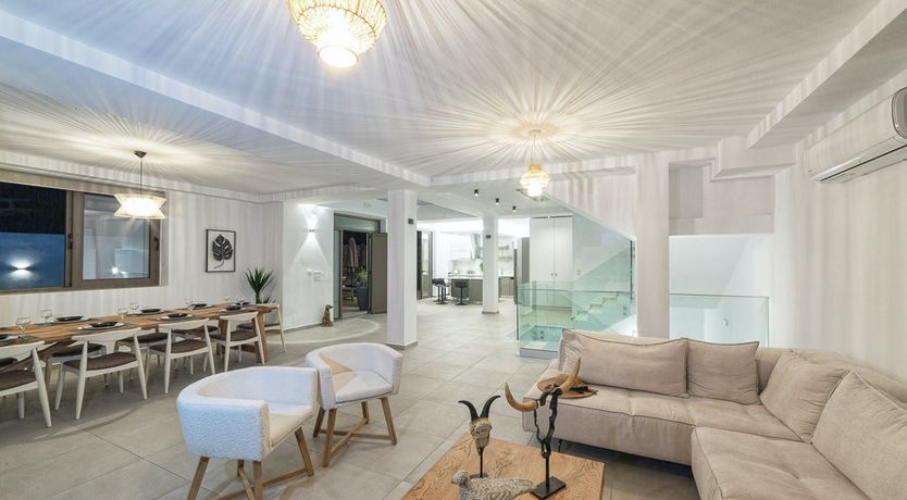 Photo of The Grape of the Grove