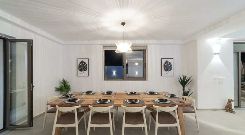 Photo of The Grape of the Grove