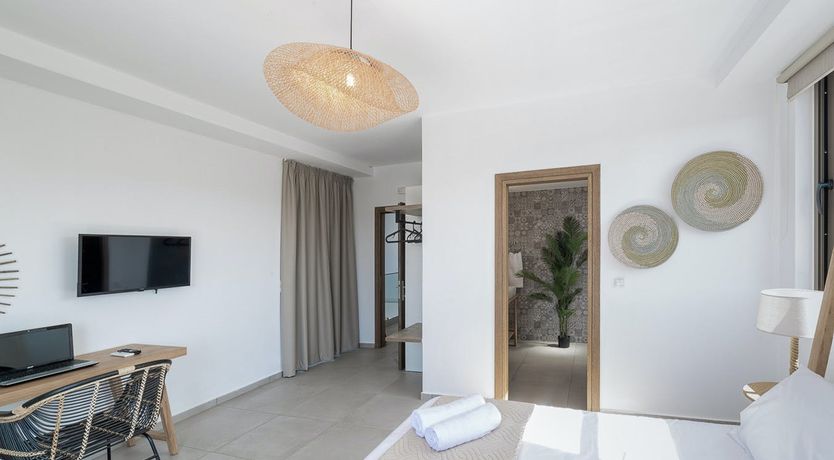 Photo of The Grape of the Grove