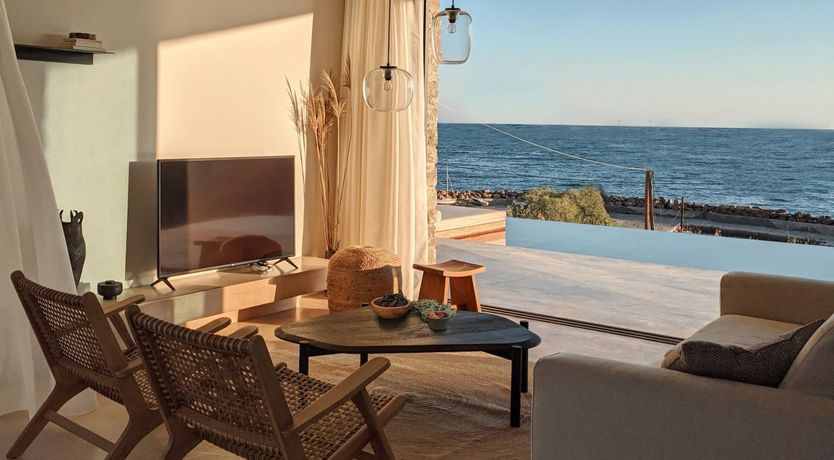 Photo of Mochlos Minimalism