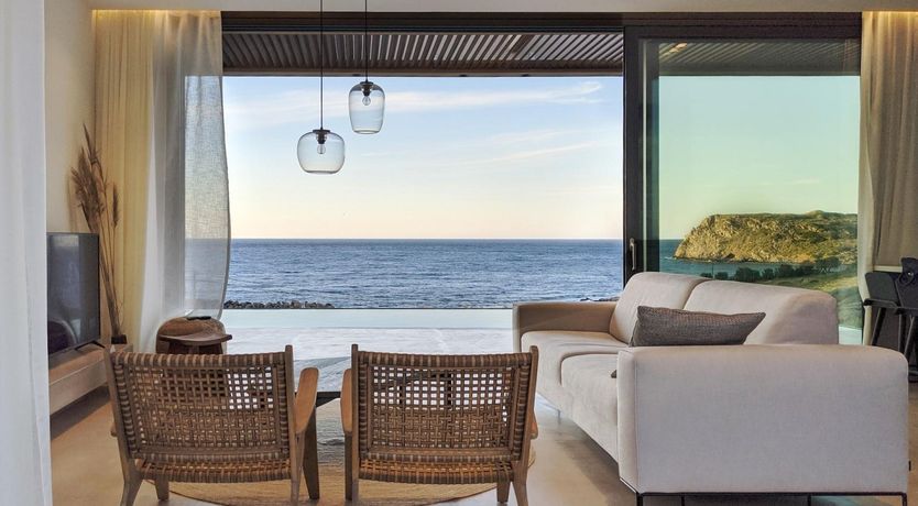 Photo of Mochlos Minimalism