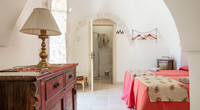 Photo of Almond & Pear