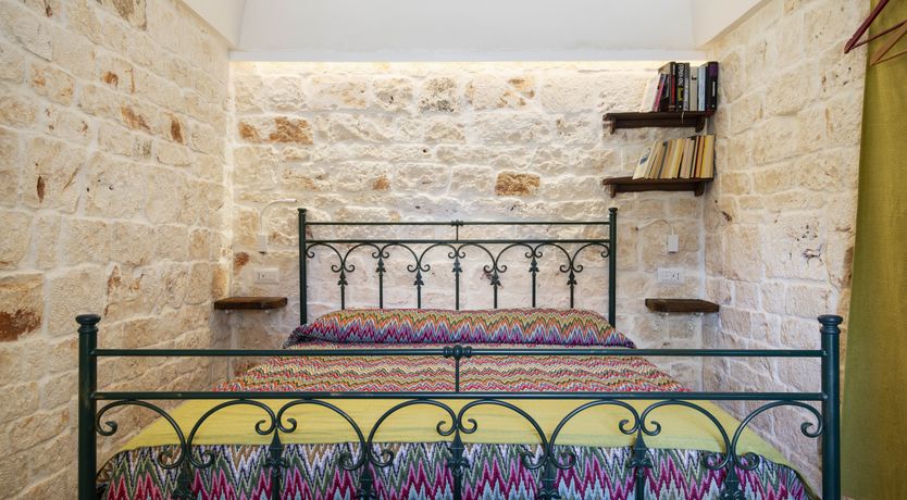 Photo of Almond & Pear