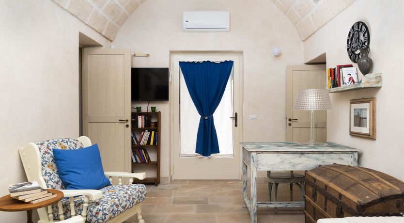 Photo of Almond & Pear