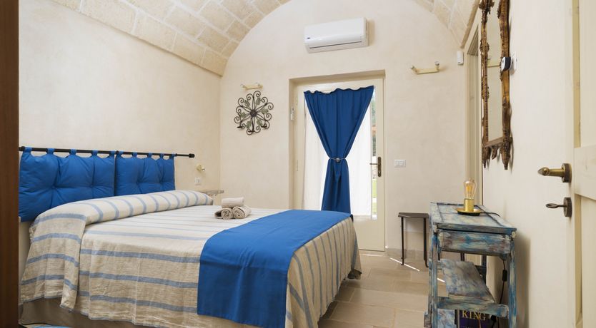 Photo of Almond & Pear