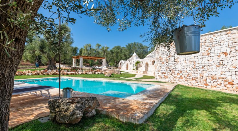 Photo of Almond & Pear