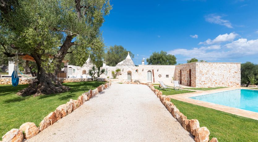 Photo of Almond & Pear