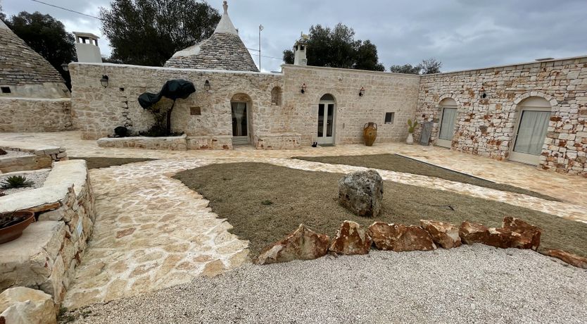 Photo of Almond & Pear