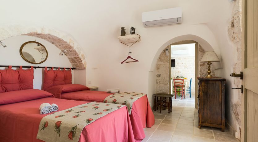 Photo of Almond & Pear