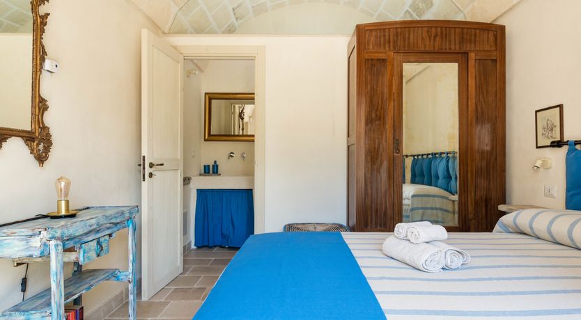 Photo of Almond & Pear