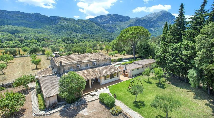 Photo of The Mountain's Retreat