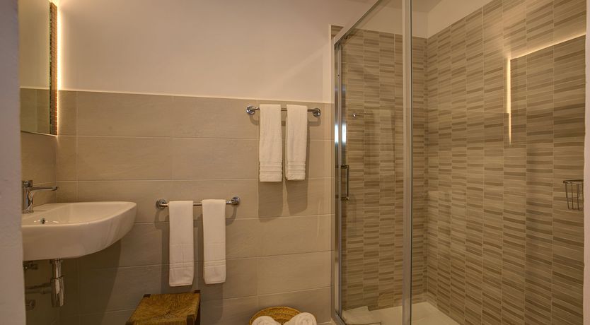 Photo of The Mountain's Retreat