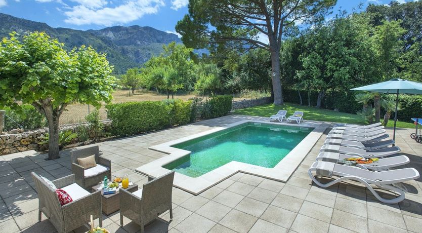 Photo of The Mountain's Retreat