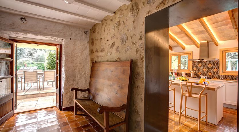 Photo of The Mountain's Retreat