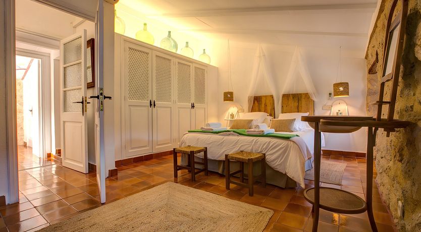 Photo of The Mountain's Retreat