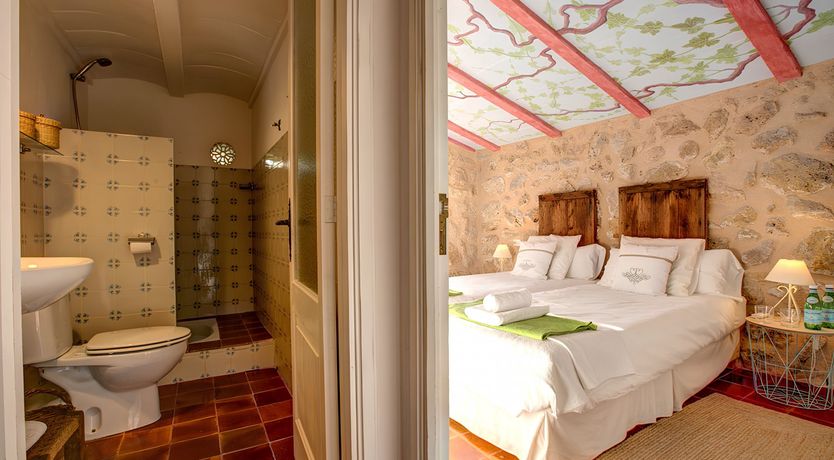 Photo of The Mountain's Retreat