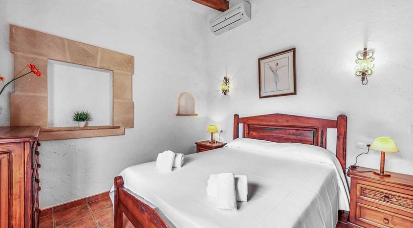 Photo of Old Town Tradition