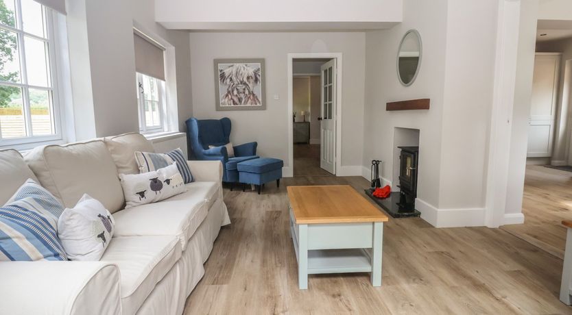 Photo of 2 Golf Links Cottages