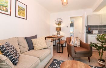 Bluebell Hill Apartment