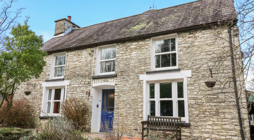 Photo of Cringoed House