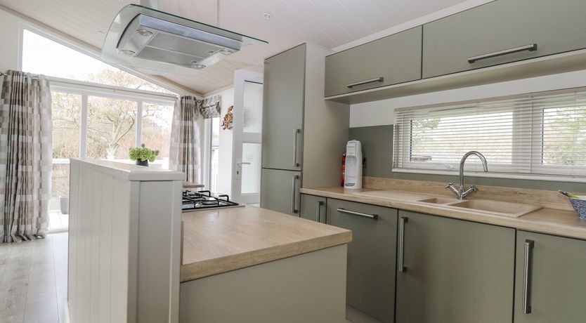 Photo of Amberwood 42