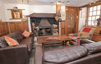 Manor Farmhouse Holiday Cottage