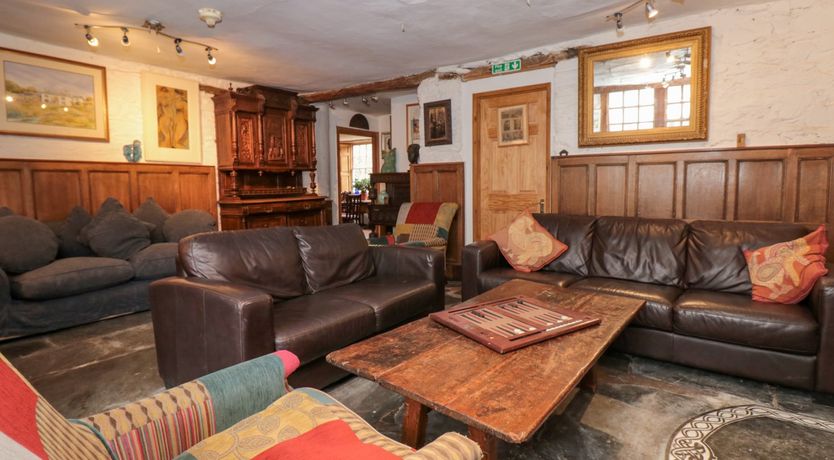 Photo of Manor Farmhouse