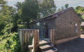 Photo of Chalet Log Cabin L2