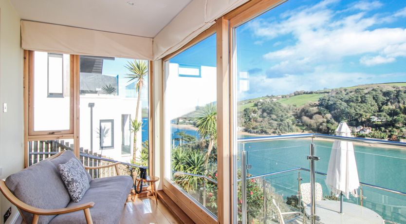 Photo of 2 Channel View