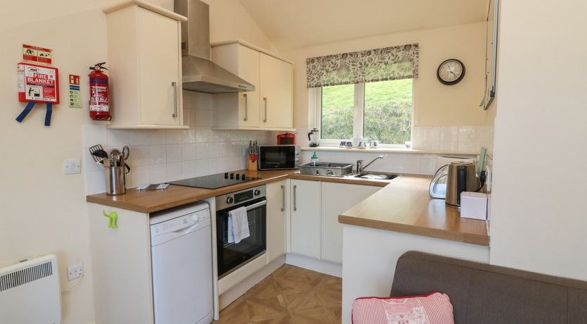 Photo of Chalet Log Cabin L12