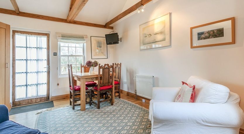 Photo of Wisteria Suite