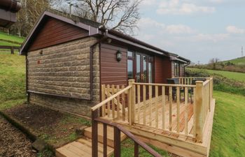 Chalet Log Cabin L15 Holiday Cottage