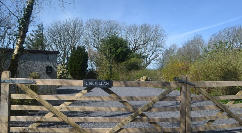 Photo of Ger Y Llan