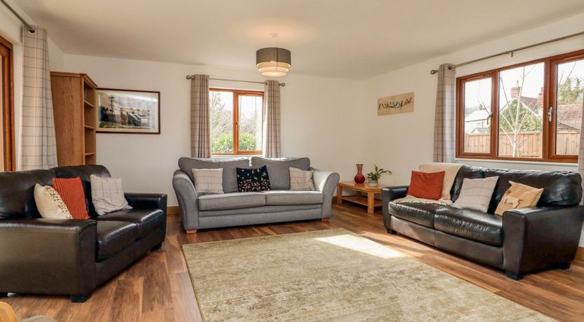 Photo of Riverside Lodge