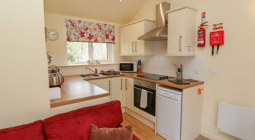 Photo of Chalet Log Cabin L6