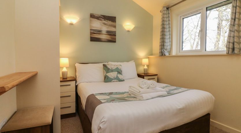 Photo of Chalet Log Cabin L7